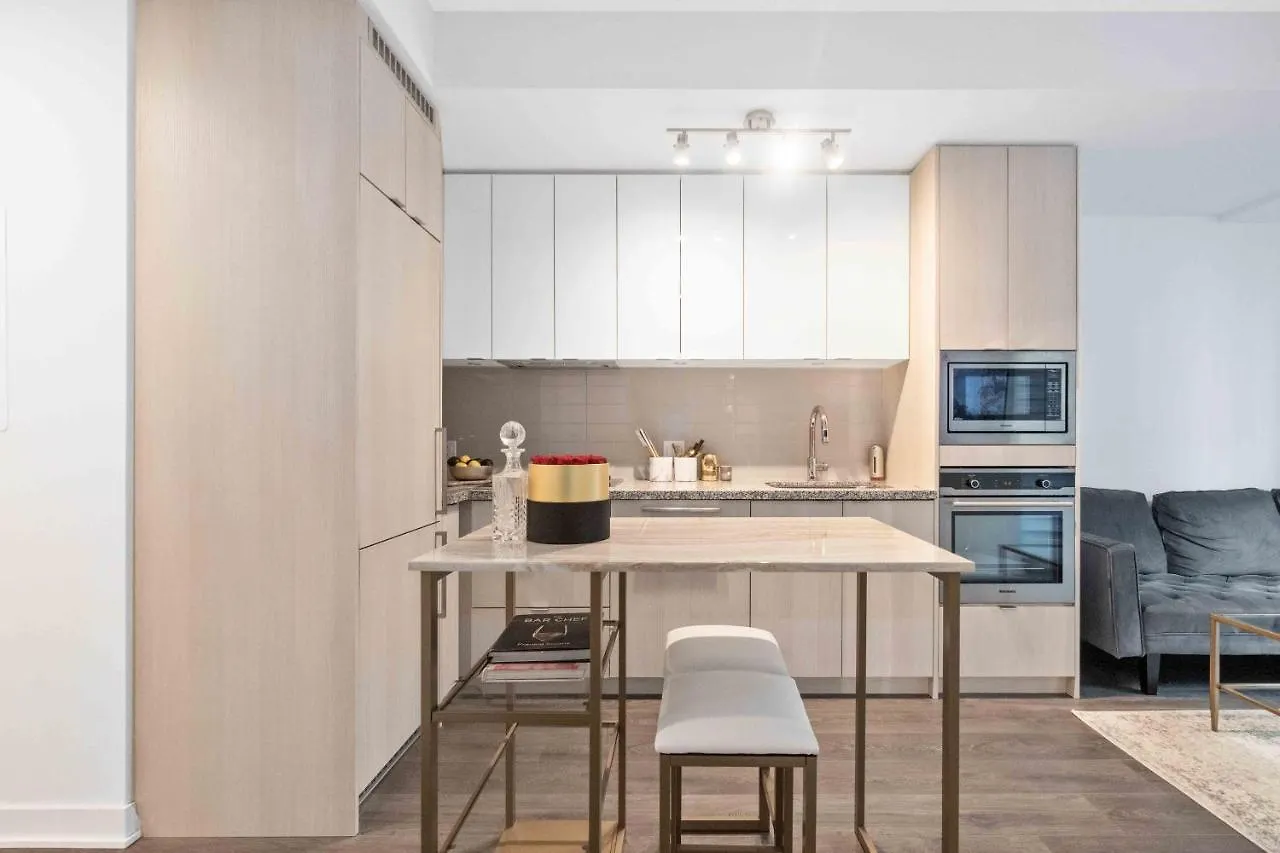 טורונטו Condo In The City