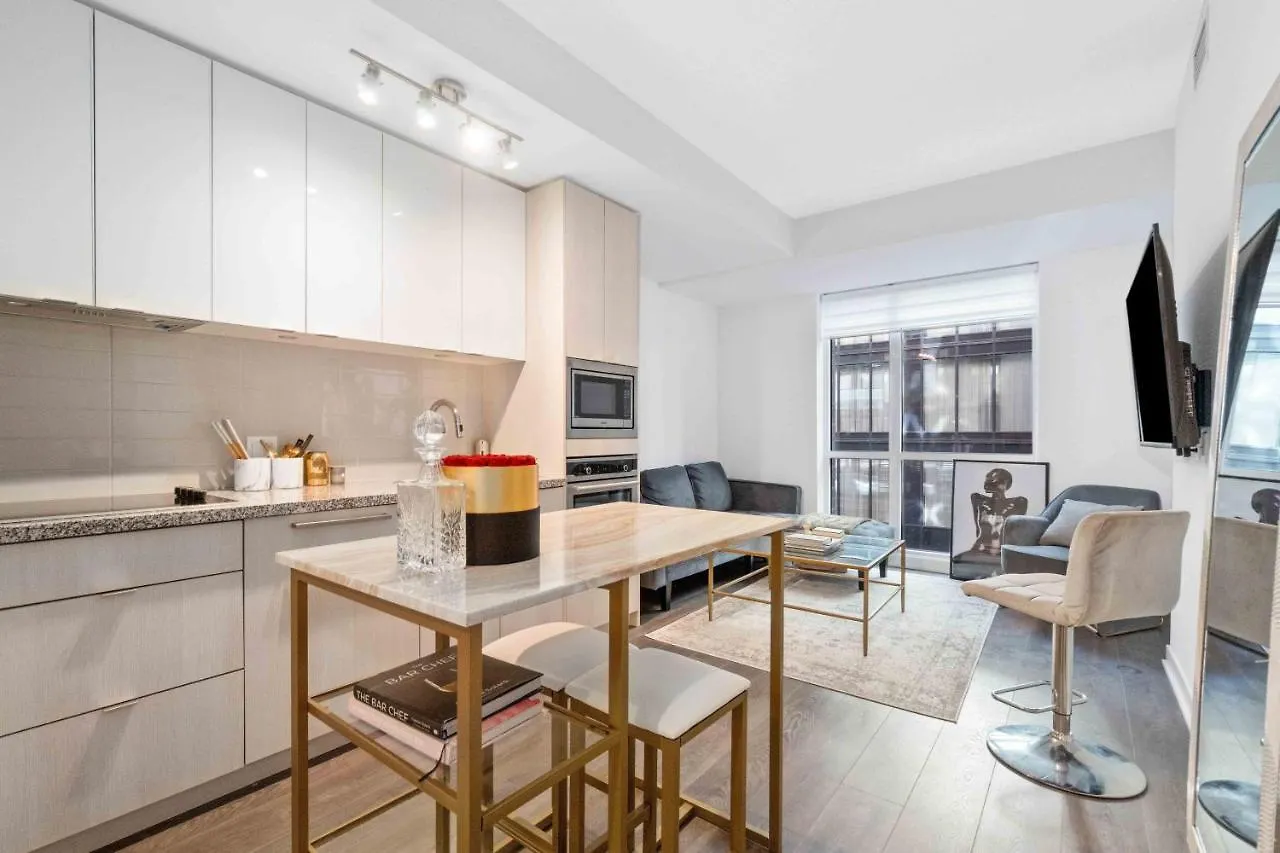 טורונטו Condo In The City 0*,