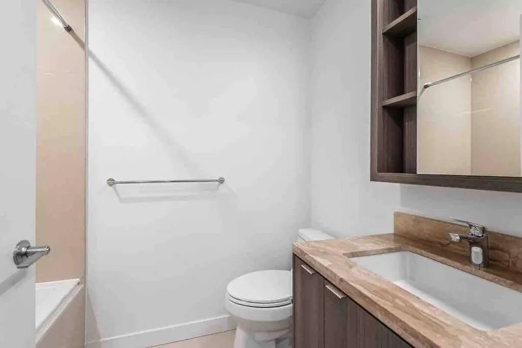 Apartment Condo In The City Toronto